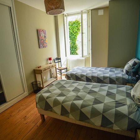 Amani Hostel La Reole Luaran gambar