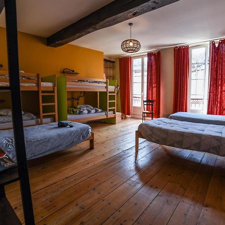Amani Hostel La Reole Luaran gambar