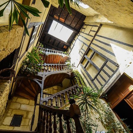 Amani Hostel La Reole Luaran gambar