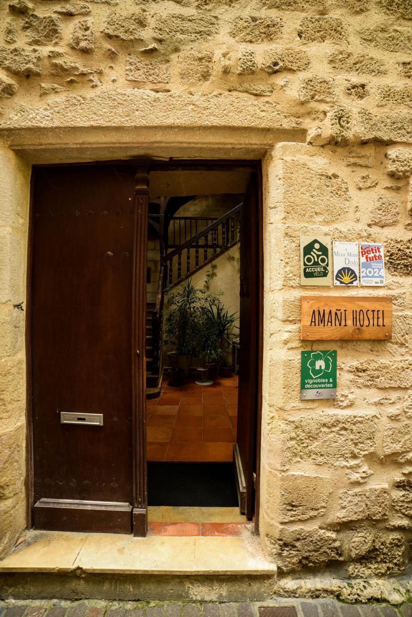 Amani Hostel La Reole Luaran gambar